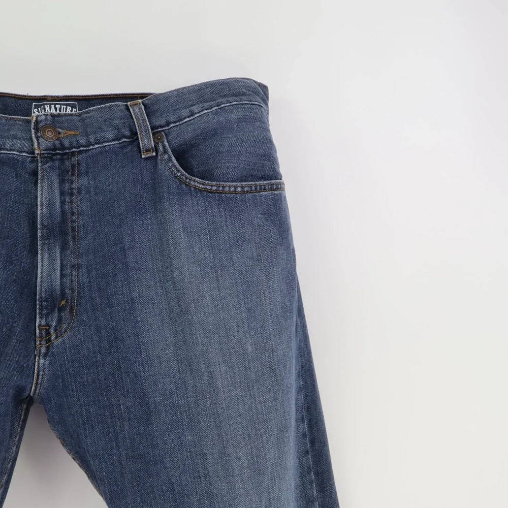 Signature Levi Strauss & Co. Jeans Straight Leg Mens Size 38x30 Blue 100% Cotton